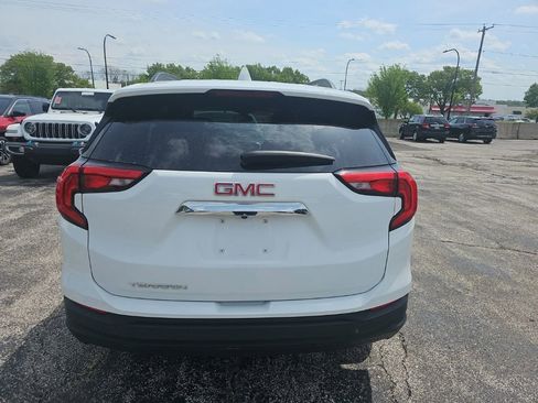 Used 2021 GMC Terrain SLE w/ Driver Convenience Package FWD image 12