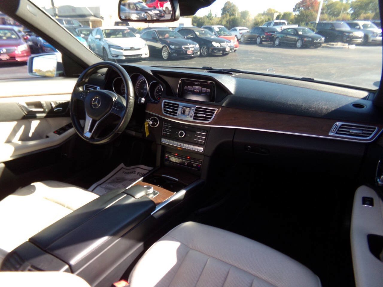 Used 2016 Mercedes-Benz E 350 4MATIC Wagon image 28