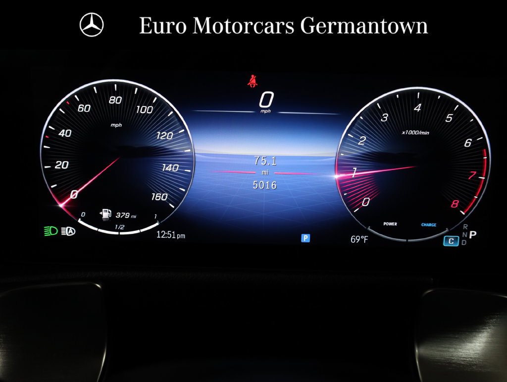 Used 2026 Mercedes-Benz GLB 250 4MATIC image 21