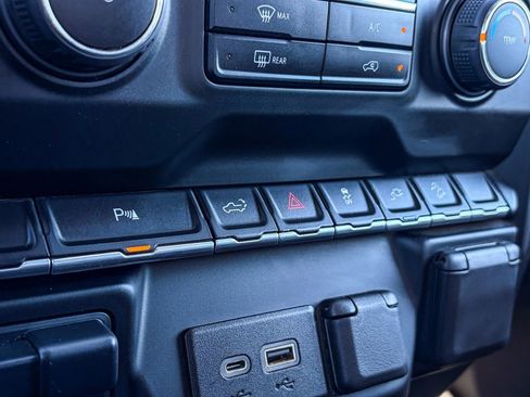 Certified 2023 Chevrolet Silverado 2500 W/T w/ WT Convenience Package image 27