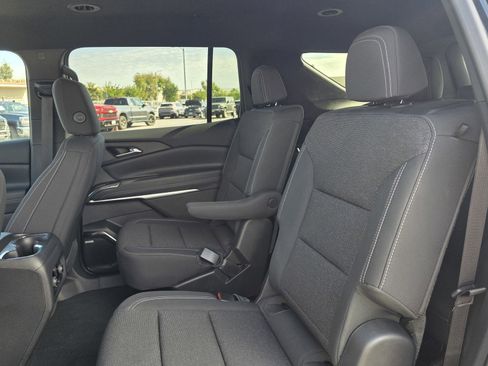 New 2025 Chevrolet Traverse LT w/ Enhanced Driving Package image 15