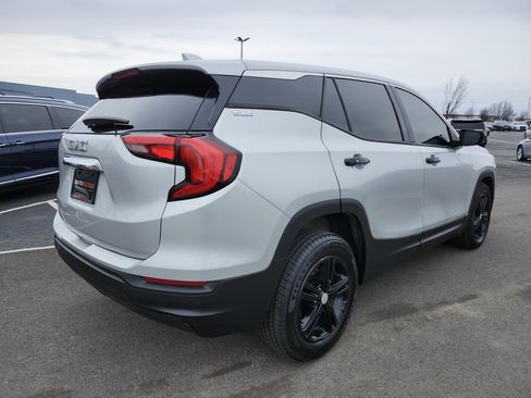 Used 2019 GMC Terrain SLE image 16
