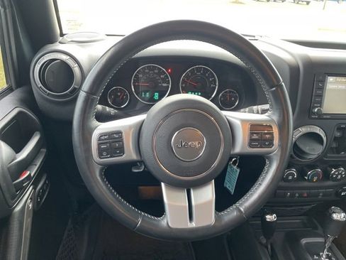 Used 2017 Jeep Wrangler Unlimited Sport image 20