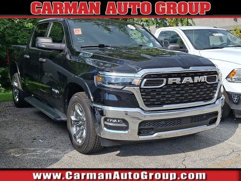 Used 2025 RAM 1500 Lone Star AWD/4WD image 1