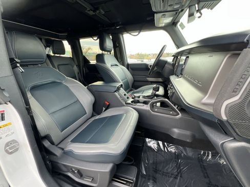 Used 2022 Ford Bronco Outer Banks image 26