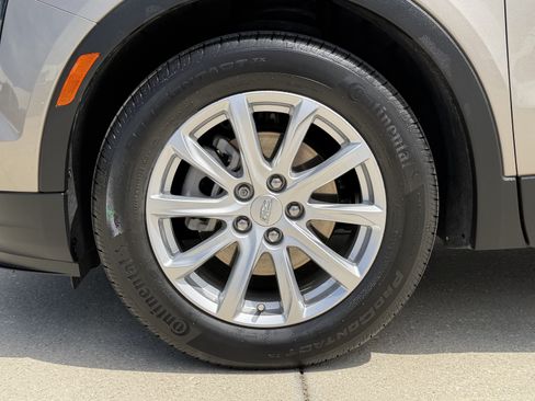 Certified 2023 Cadillac XT4 Luxury w/ Driver Awareness Package FWD image 34