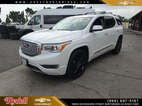 Used 2017 GMC Acadia Denali w/ Technology Package AWD/4WD image 1