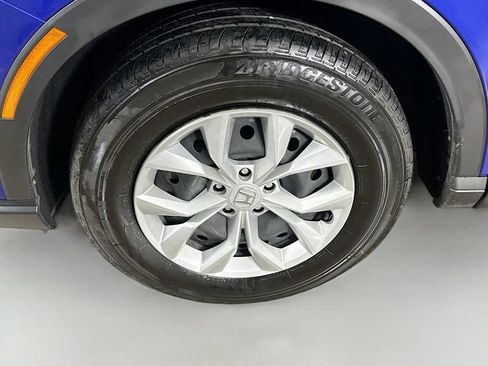 Used 2025 Honda CR-V LX image 12