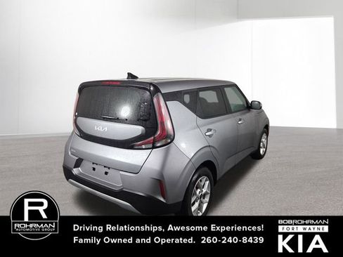 Certified 2025 Kia Soul LX image 6