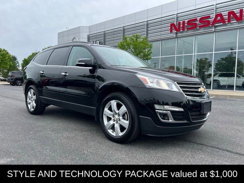 Used 2016 Chevrolet Traverse LT w/ Style and Technology Package AWD/4WD image 4