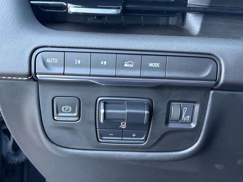 Used 2023 Cadillac Escalade Sport image 5