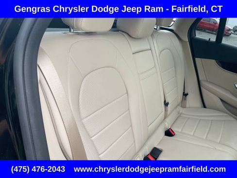 Used 2019 Mercedes-Benz GLC 300 4MATIC image 27