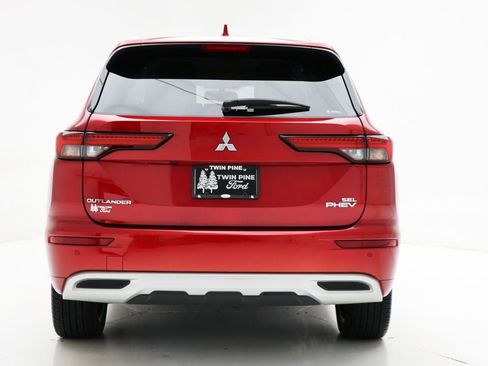 Used 2023 Mitsubishi Outlander SEL image 8