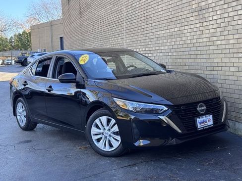 Used 2024 Nissan Sentra S image 2