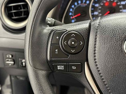 Used 2014 Toyota RAV4 LE image 16