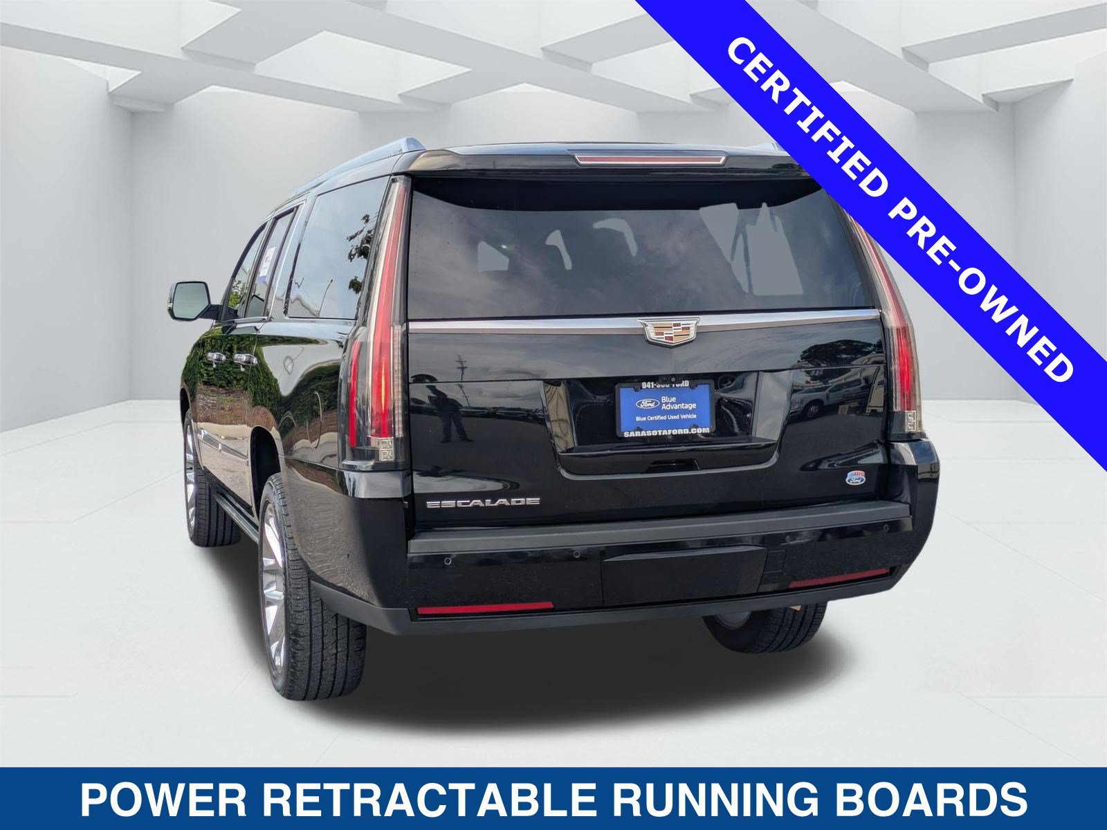 Used 2020 Cadillac Escalade ESV Premium Luxury AWD/4WD image 7