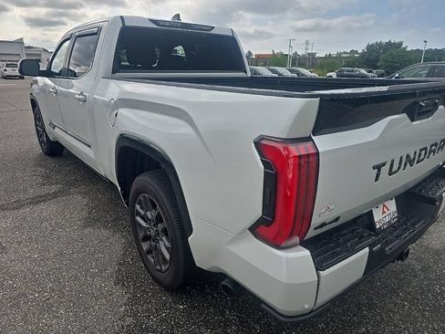 Used 2025 Toyota Tundra Platinum AWD/4WD image 7