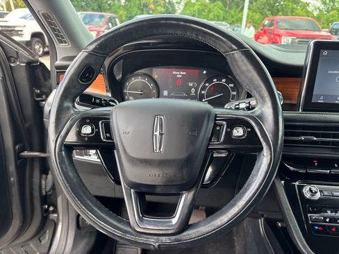 Used 2020 Lincoln Corsair Reserve FWD image 10