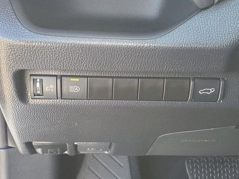 Used 2023 Toyota RAV4 XLE image 17