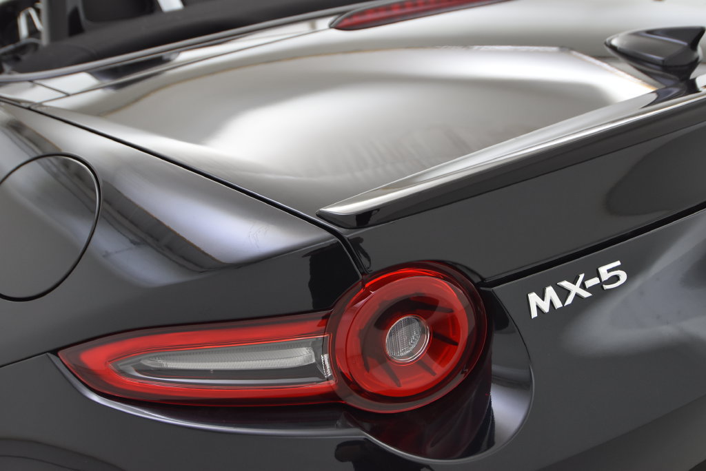 New 2026 MAZDA MX-5 Miata Club w/ Brembo/BBS/Recaro Package RWD image 45
