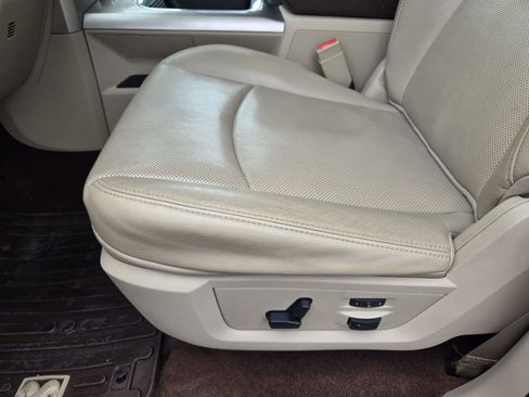 Used 2017 RAM 1500 Laramie w/ Convenience Group image 20