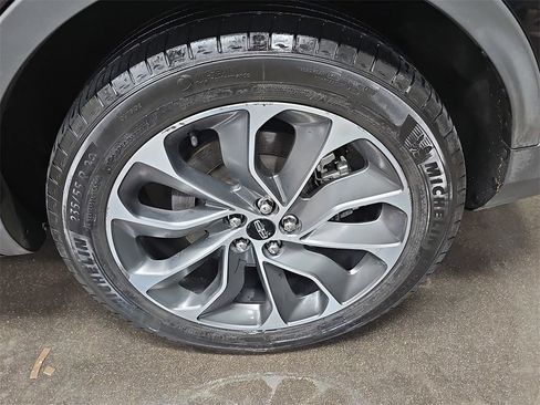 Used 2022 Lincoln Nautilus Reserve image 33