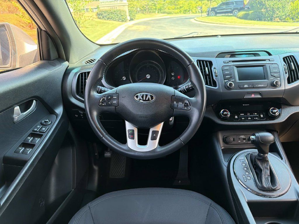 Used 2013 Kia Sportage EX FWD image 12