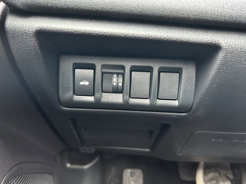 Used 2025 Subaru Legacy Premium image 18
