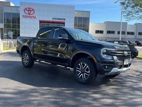 Used 2024 Ford Ranger Lariat w/ FX4 Off-Road Package AWD/4WD image 1