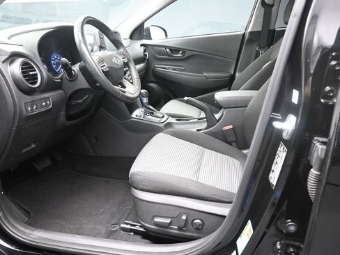 Used 2020 Hyundai Kona SEL Plus AWD/4WD image 17