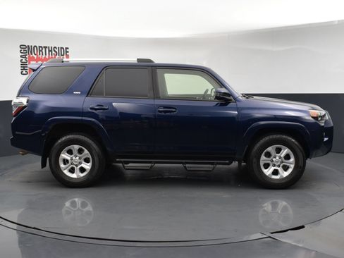 Used 2022 Toyota 4Runner SR5 RWD image 5