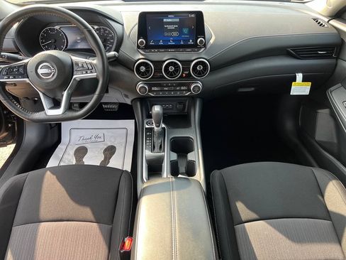 Used 2025 Nissan Sentra SV w/ All-Weather Package FWD image 13