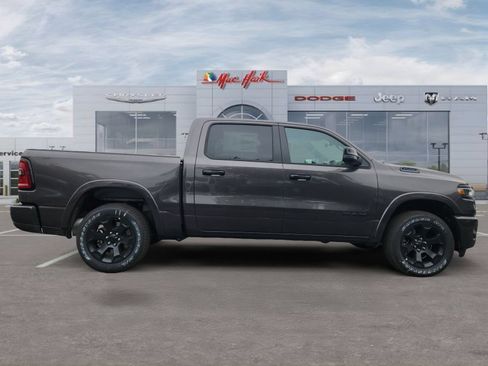 New 2026 RAM 1500 Lone Star AWD/4WD image 6