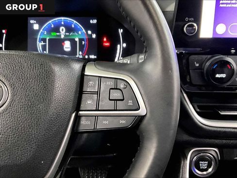 Certified 2025 Toyota Grand Highlander AWD image 25