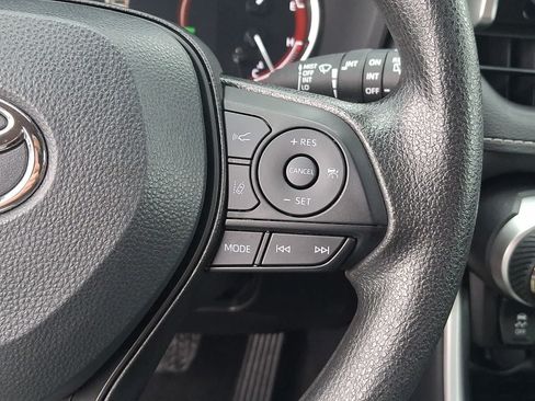 Certified 2025 Toyota RAV4 XLE AWD/4WD image 20