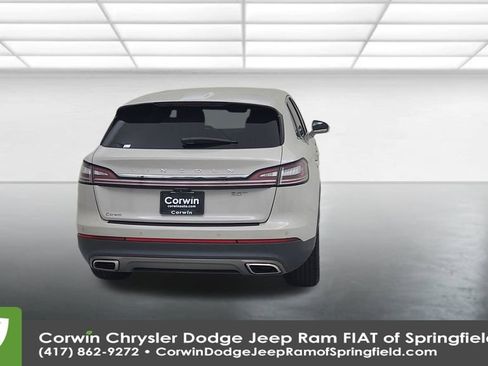 Used 2019 Lincoln Nautilus Select w/ Cargo Utility Package image 13