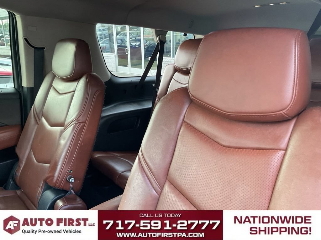 Used 2020 Cadillac Escalade ESV Luxury AWD/4WD image 14