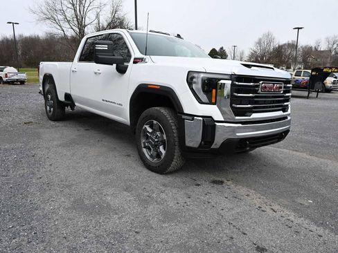 New 2026 GMC Sierra 2500 SLE w/ SLE Value Package; image 2