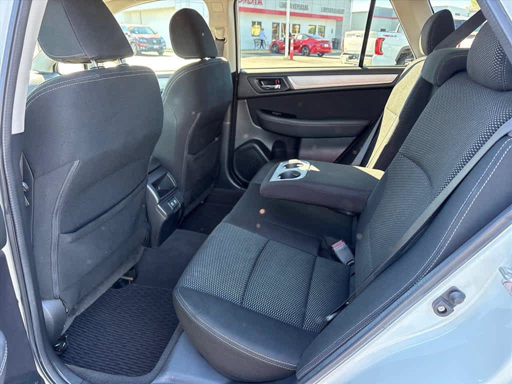 Used 2019 Subaru Outback 2.5i Premium AWD/4WD image 9