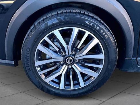 Certified 2021 Nissan Kicks SV image 10