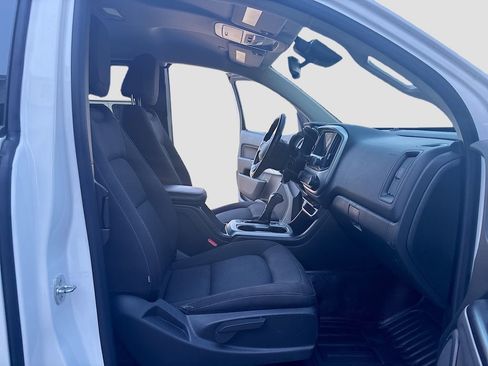 Used 2021 Chevrolet Colorado LT w/ Fleet Safety Package image 20