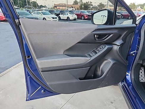 Used 2024 Subaru Crosstrek 2.5i Sport image 8