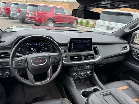Used 2021 GMC Yukon AT4 w/ AT4 Premium Plus Package image 3