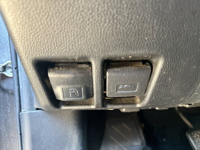 Used 2019 Toyota RAV4 LE AWD/4WD image 54