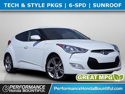 Used 2013 Hyundai Veloster w/ Tech Pkg