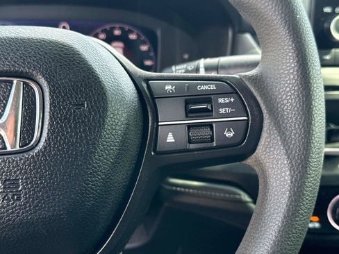 Certified 2023 Honda Accord EX image 27