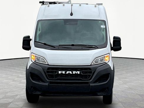 Used 2024 RAM ProMaster 2500 FWD image 2