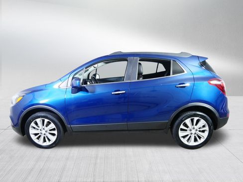 Used 2020 Buick Encore Preferred w/ Safety Package AWD/4WD image 4