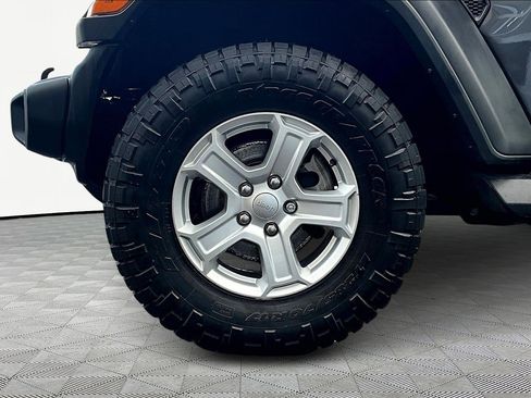 Used 2018 Jeep Wrangler Unlimited Sport S image 33