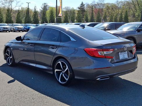 Used 2018 Honda Accord Sport image 4